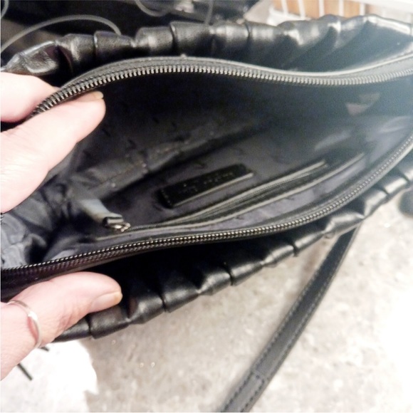 SOLD -MYSTERY NWOT Simply Vera Wang Black Faux Leather Crossbody NWOT - Picture 7 of 12